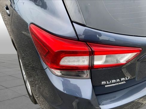 Used 2017 Subaru Impreza 2.0i Premium AWD/4WD image 28