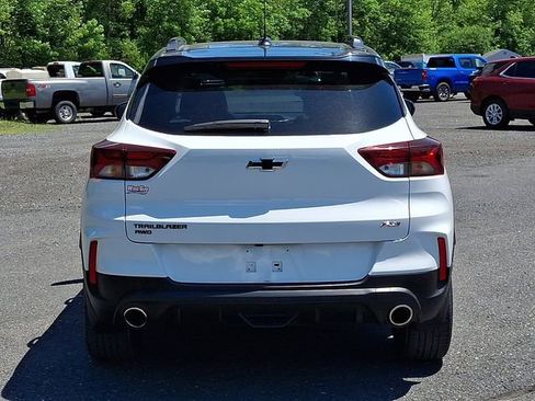 Certified 2023 Chevrolet TrailBlazer RS w/ Sun and Liftgate Package AWD/4WD image 5