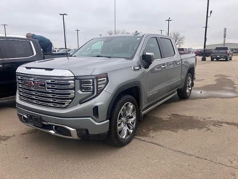 Used 2024 GMC Sierra 1500 Denali image 1