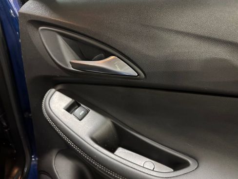 Used 2022 Buick Encore GX Select image 19