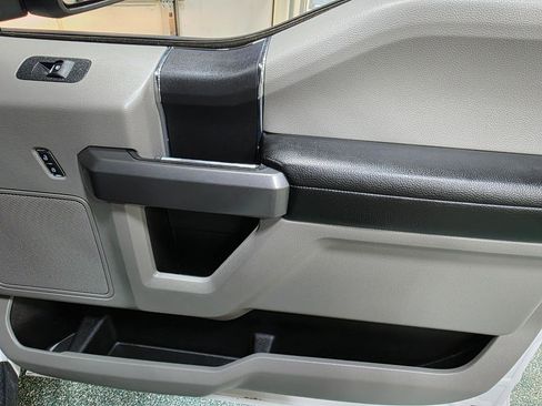 Used 2018 Ford F150 XLT AWD/4WD image 27