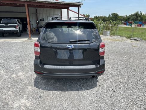 Used 2016 Subaru Forester 2.5i Limited AWD/4WD image 6