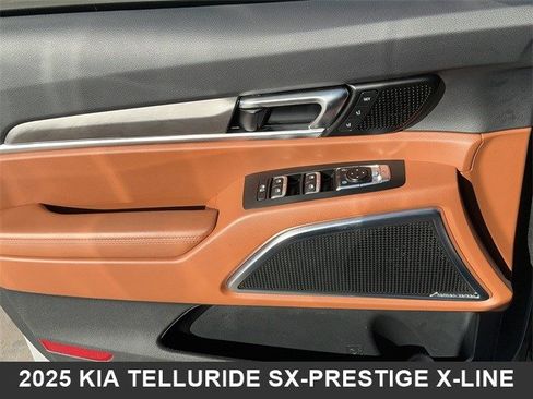 Certified 2025 Kia Telluride SX Prestige X-Line image 10