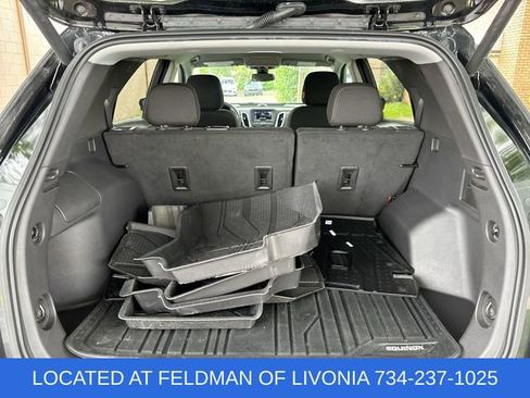 Used 2023 Chevrolet Equinox LT FWD image 24
