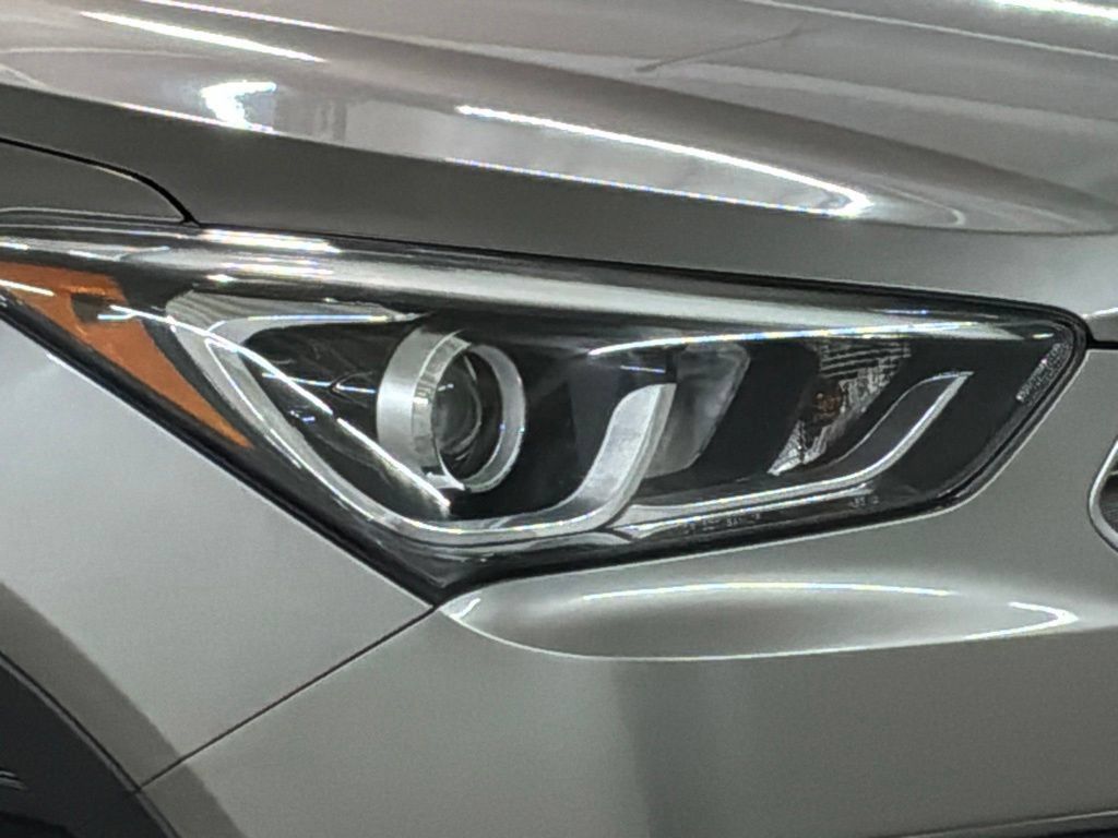 Used 2018 Hyundai Santa Fe Sport w/ 2.4L Tech Package 04 AWD/4WD image 30