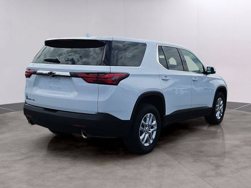 Certified 2023 Chevrolet Traverse LS w/ Safety Package AWD/4WD image 4