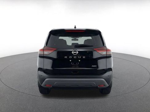 Used 2025 Nissan Rogue SV AWD/4WD image 8