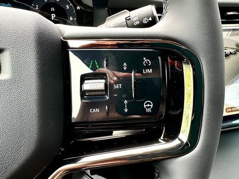 Certified 2026 Land Rover Range Rover Evoque S AWD/4WD image 17