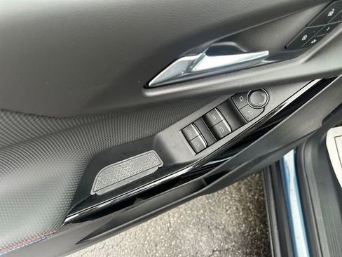 New 2026 Chevrolet Equinox RS image 18