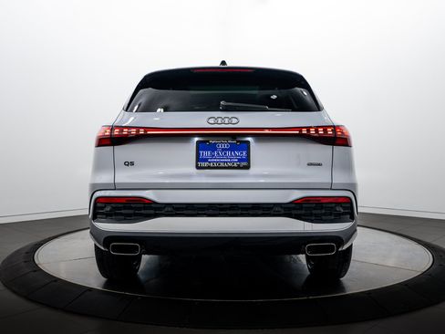 Used 2025 Audi Q5 Premium Plus w/ Premium Plus AWD/4WD image 21