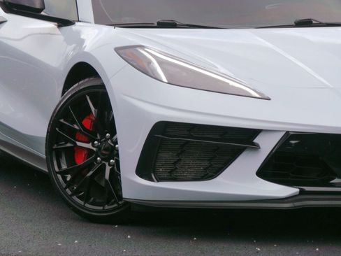Used 2023 Chevrolet Corvette Stingray Premium Cpe w/ Z51 Performance Package RWD image 20