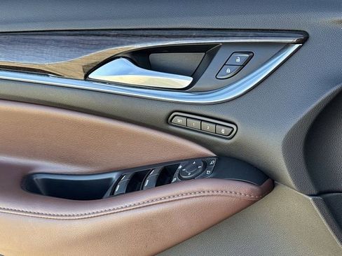 Certified 2021 Buick Enclave Avenir image 23