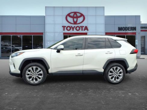 Used 2022 Toyota RAV4 Limited w/ Limited Grade Weather Package FWD image 2