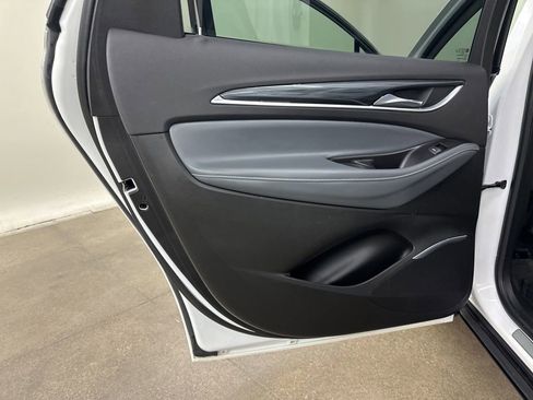 Used 2019 Buick Enclave Premium image 29