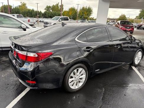 Used 2014 Lexus ES 300h image 4