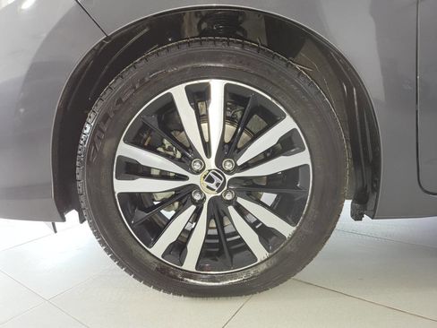 Used 2018 Honda Fit EX image 12