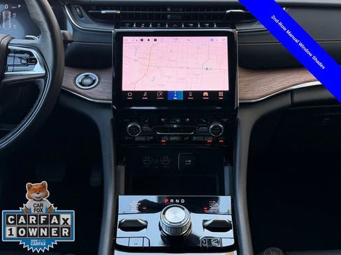 Used 2024 Jeep Grand Cherokee Summit w/ Advanced Protech Group IV image 17