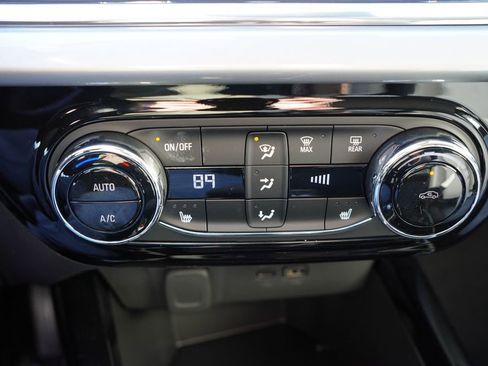 New 2026 Chevrolet Trax LT w/ Driver Confidence Package image 14