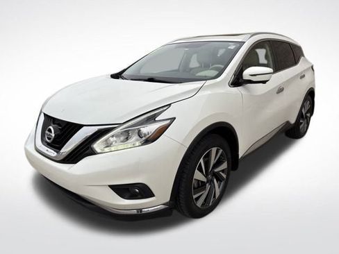 Used 2018 Nissan Murano Platinum image 2