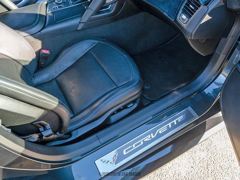 Used 2019 Chevrolet Corvette Z06 RWD image 46