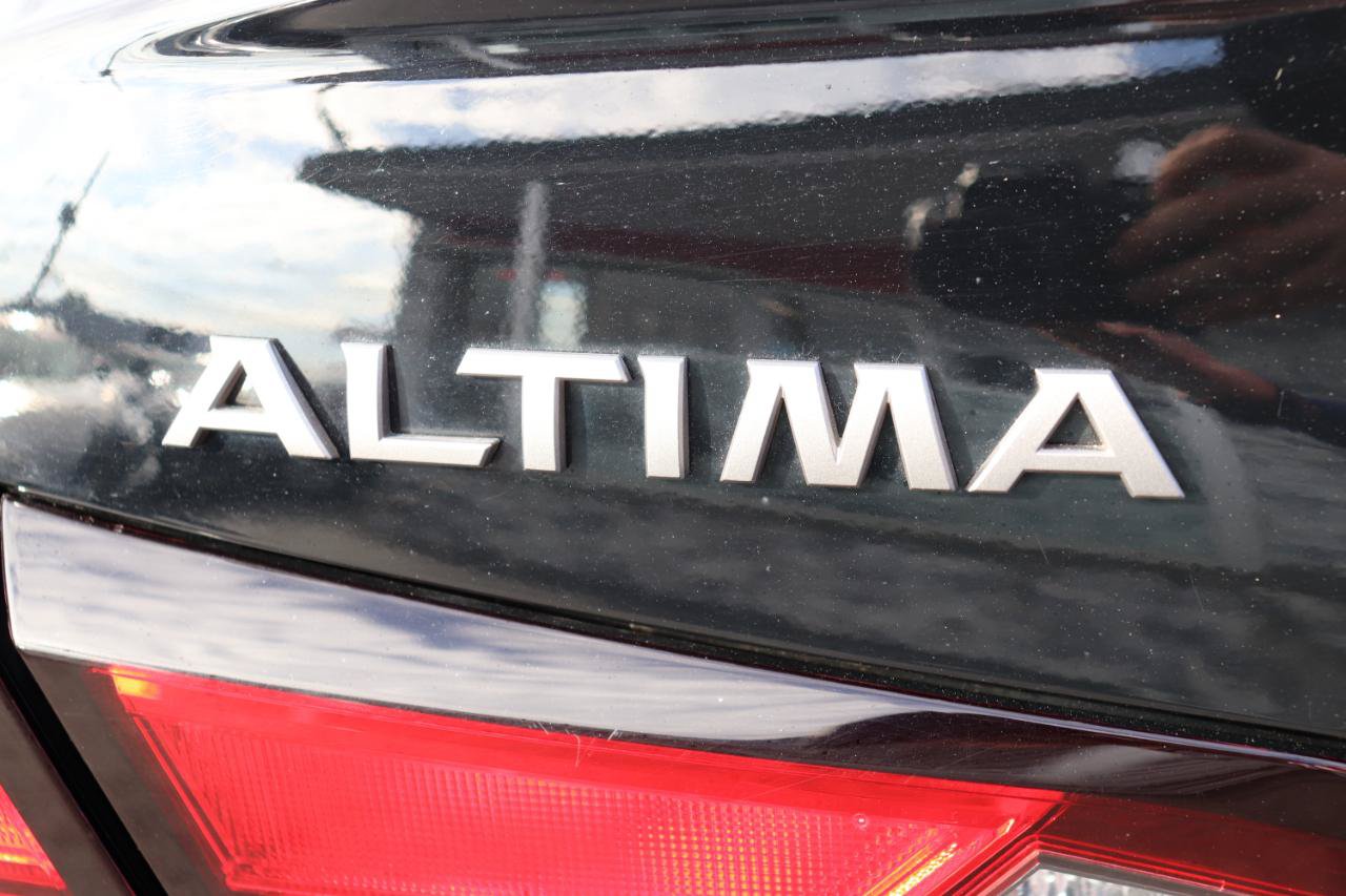 Used 2024 Nissan Altima 2.5 SR w/ SR Premium Package FWD image 57