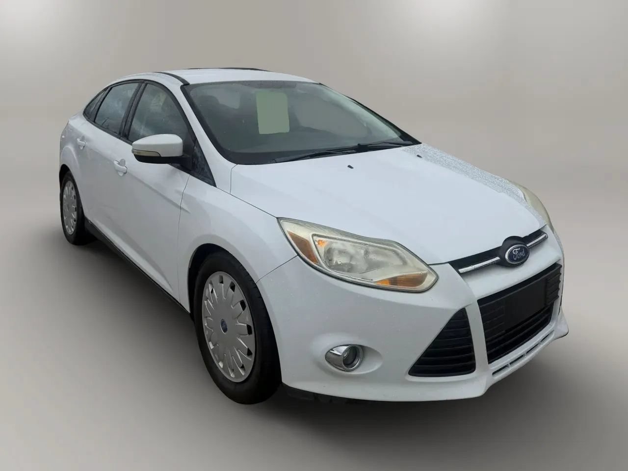 Used 2012 Ford Focus SE w/ SE Winter Pkg FWD image 1