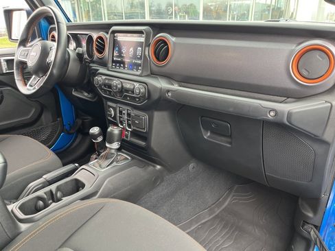 Used 2023 Jeep Gladiator Mojave image 45