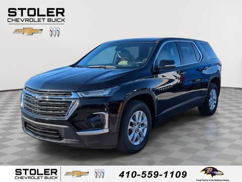 Used 2023 Chevrolet Traverse LS w/ Safety Package image 1
