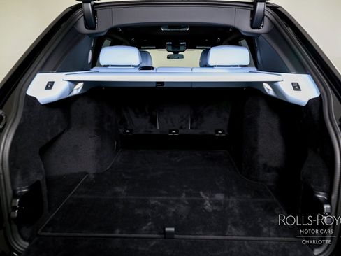 New 2027 Rolls-Royce Cullinan Black Badge AWD/4WD image 25