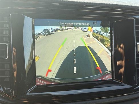 Used 2023 Dodge Durango GT image 15