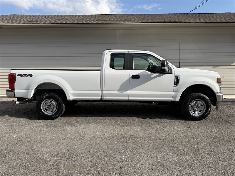 Used 2022 Ford F250 XL w/ Power Equipment Group AWD/4WD image 1