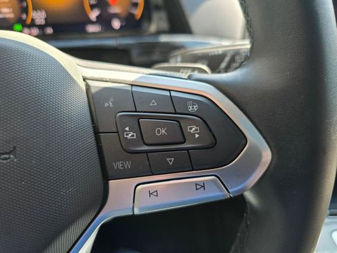 Used 2024 Volkswagen Atlas Peak Edition SE AWD/4WD image 42