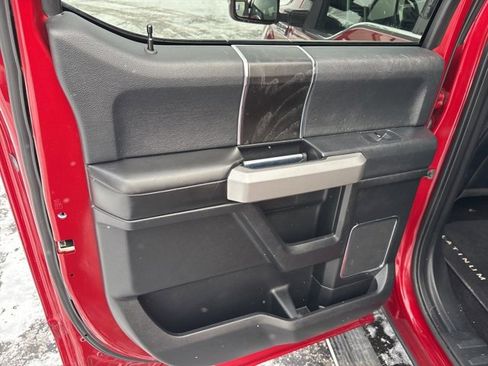 Used 2018 Ford F150 Platinum w/ Equipment Group 701A Luxury image 21