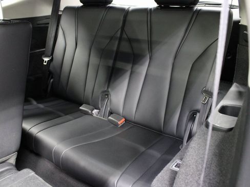 Used 2023 Acura MDX SH-AWD w/ Technology Package image 12