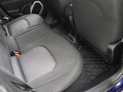 Used 2016 Jeep Renegade Sport w/ Power & Air Group FWD image 28