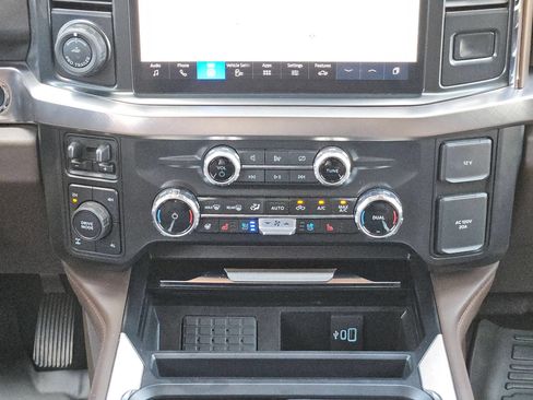 Used 2024 Ford F250 King Ranch w/ Chrome Package AWD/4WD image 19