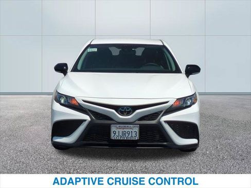 Used 2024 Toyota Camry SE w/ Convenience Package FWD image 3
