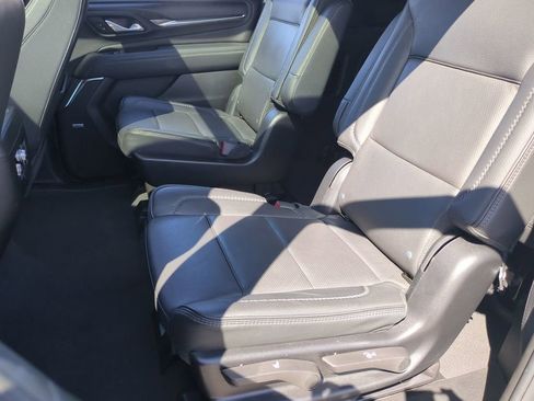 Certified 2024 GMC Yukon XL Denali AWD/4WD image 26