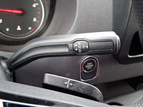 Used 2025 Mercedes-Benz Sprinter 2500 image 15