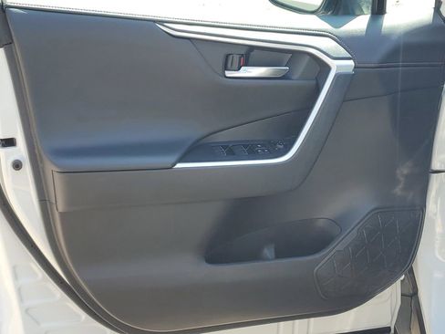 Used 2024 Toyota RAV4 Adventure image 8