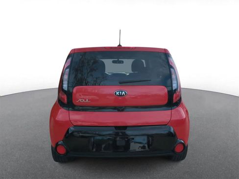 Used 2016 Kia Soul + image 7