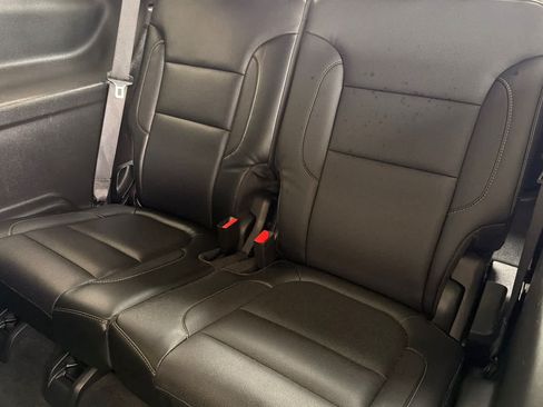 Used 2019 GMC Acadia SLT AWD/4WD image 15