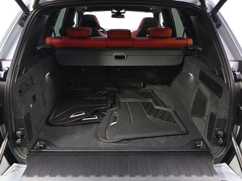Used 2025 BMW X5 M Competition w/ Executive Package image 19