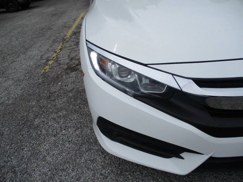Used 2018 Honda Civic LX image 25