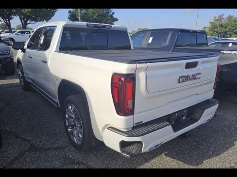 Used 2024 GMC Sierra 1500 Denali image 2