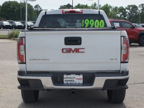 Used 2016 GMC Canyon SLE image 3