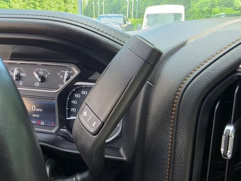 Used 2022 GMC Sierra 2500 AT4 w/ AT4 Preferred Package AWD/4WD image 20