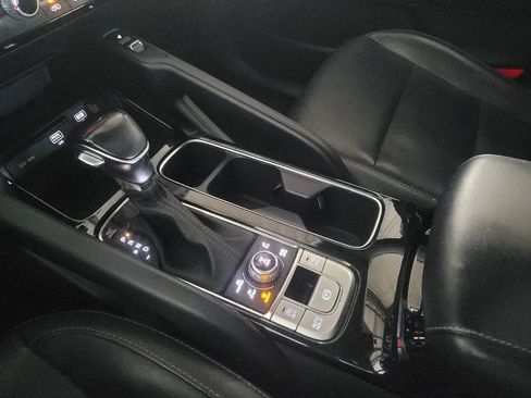 Used 2020 Kia Telluride S AWD/4WD image 26