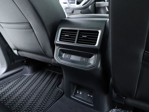 New 2026 Volkswagen Atlas Cross Sport SEL image 39