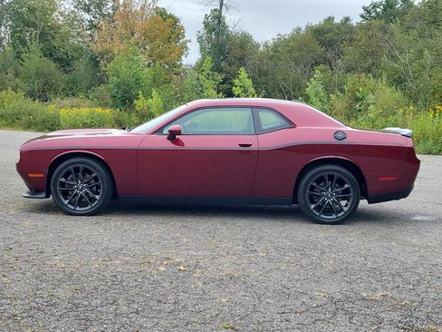 Used 2021 Dodge Challenger GT w/ Blacktop Package AWD/4WD image 8